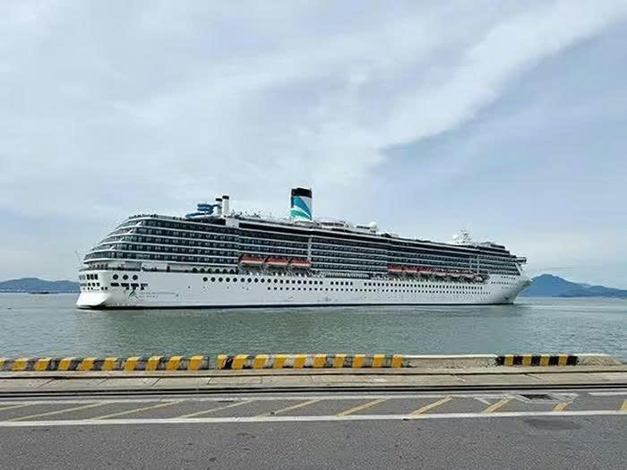 Adora Mediterranea brings nearly 2,500 Chinese visitors to Da Nang